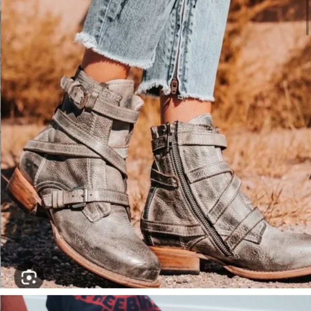 Freebird by Steven Distressed Gray Moto Boots